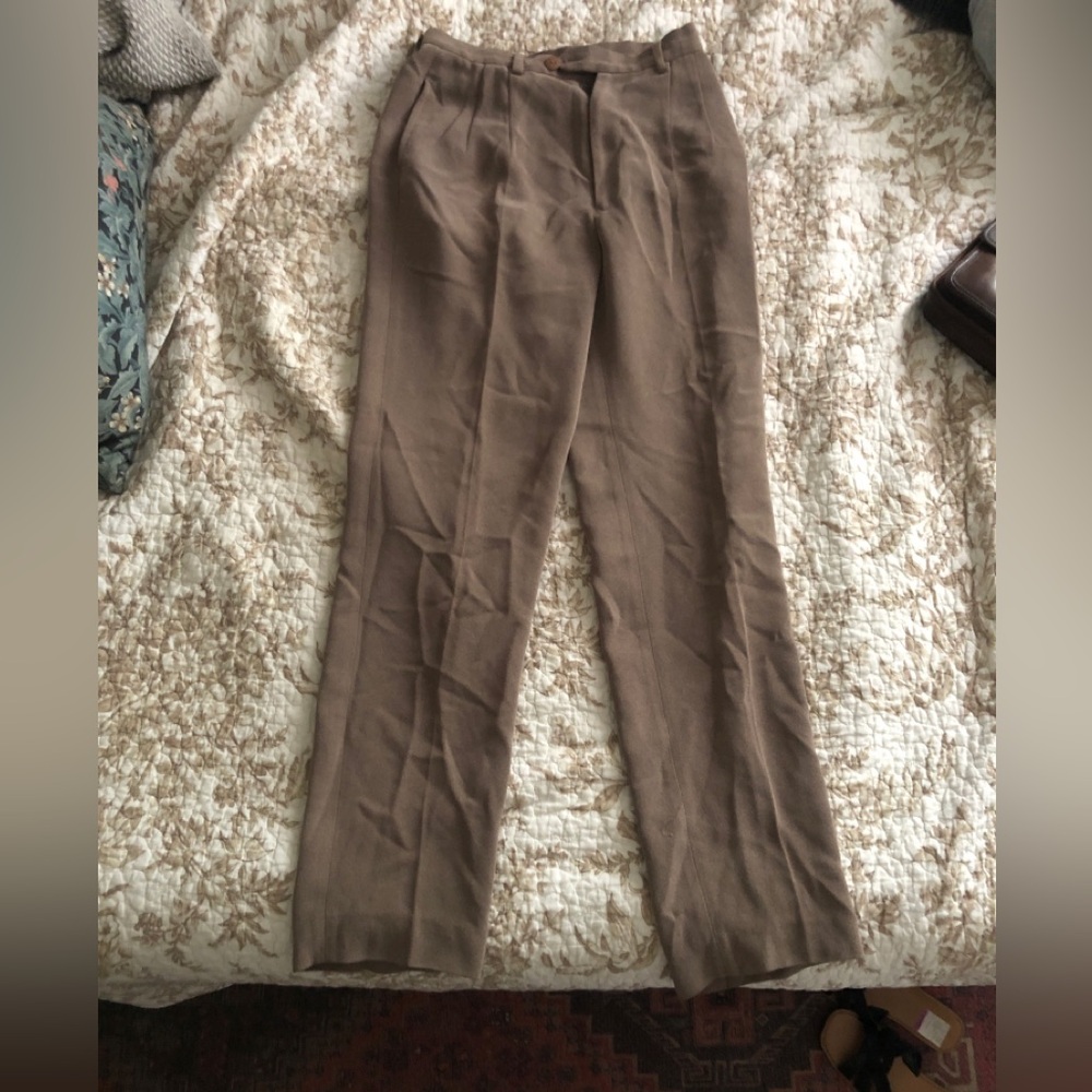 High Waisted pleated trouser. XS